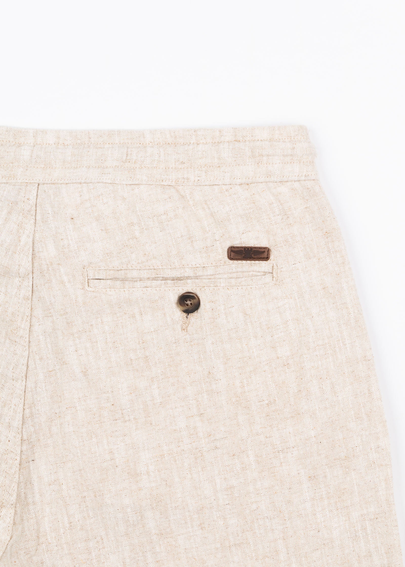 PANTALÓN DE LINO CON PINZAS