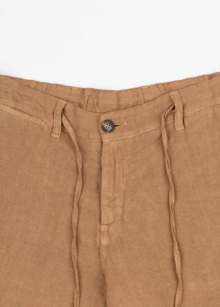 BERMUDA DE LINO CON PINZAS