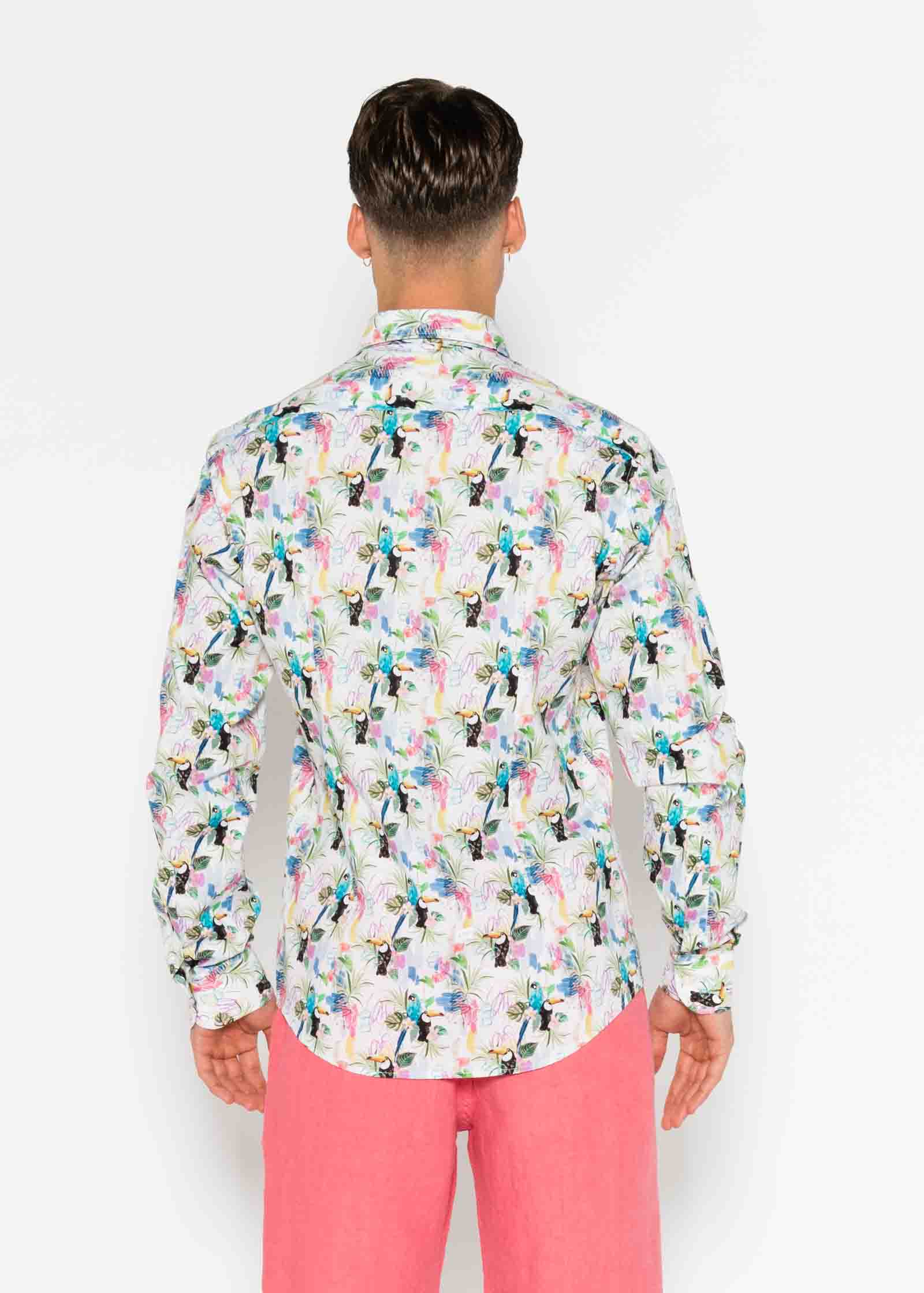 CAMISA ESTAMPADA ELASTÁN TROPICAL